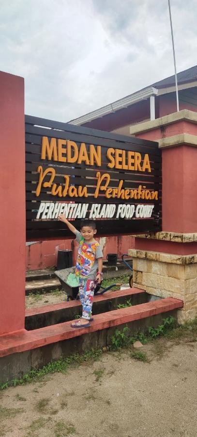 Perhentian Hazipah Hotel Kampong Pasir Hantu Exterior foto